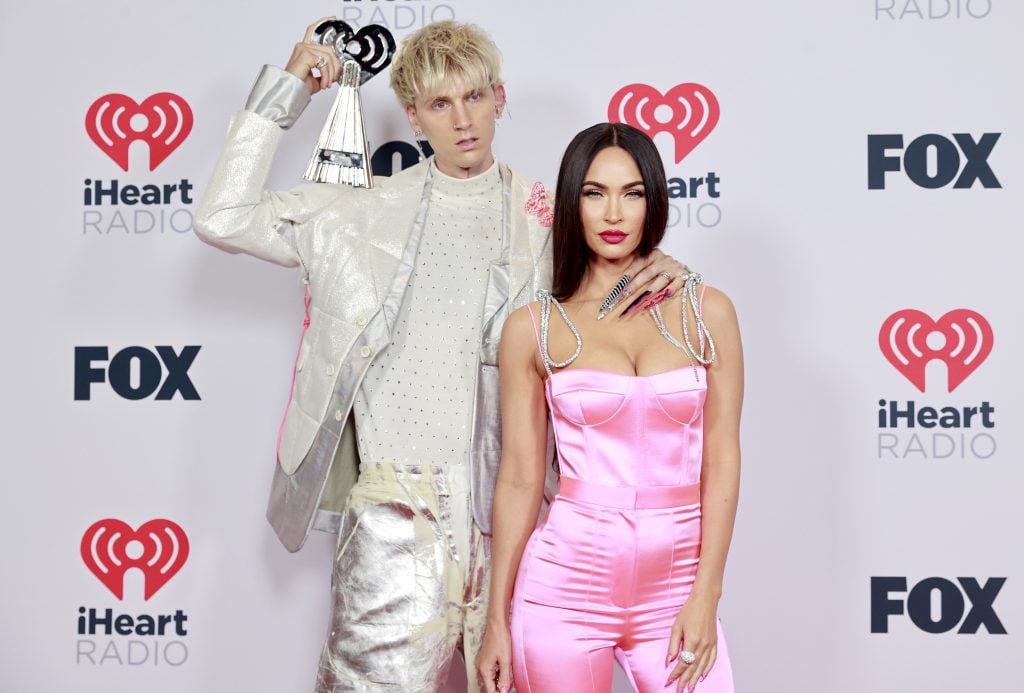 0409_meganfox_machinegunkelly_01-1024x693-1