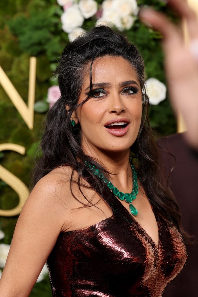 0513_salmahayek_01-683x1024-1