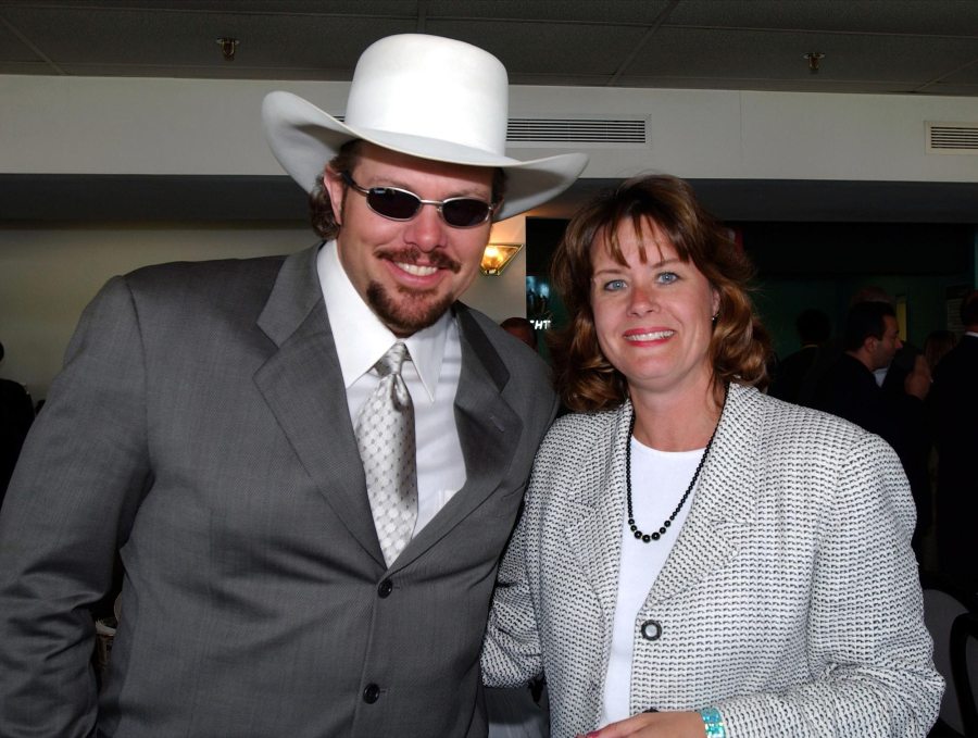 2-Toby-Keith-Has-a-Horse-in-the-Derby-5-Things-to-Know