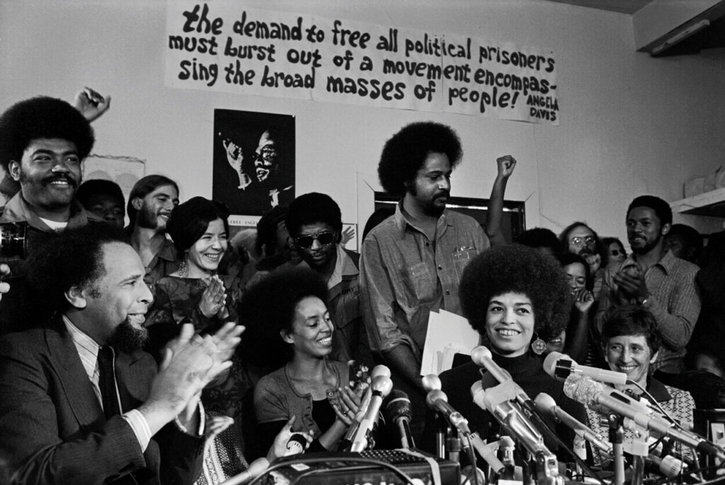 Black-Panthers-Revolution-Stephen-Shames-art-plugged__-1024x685-1