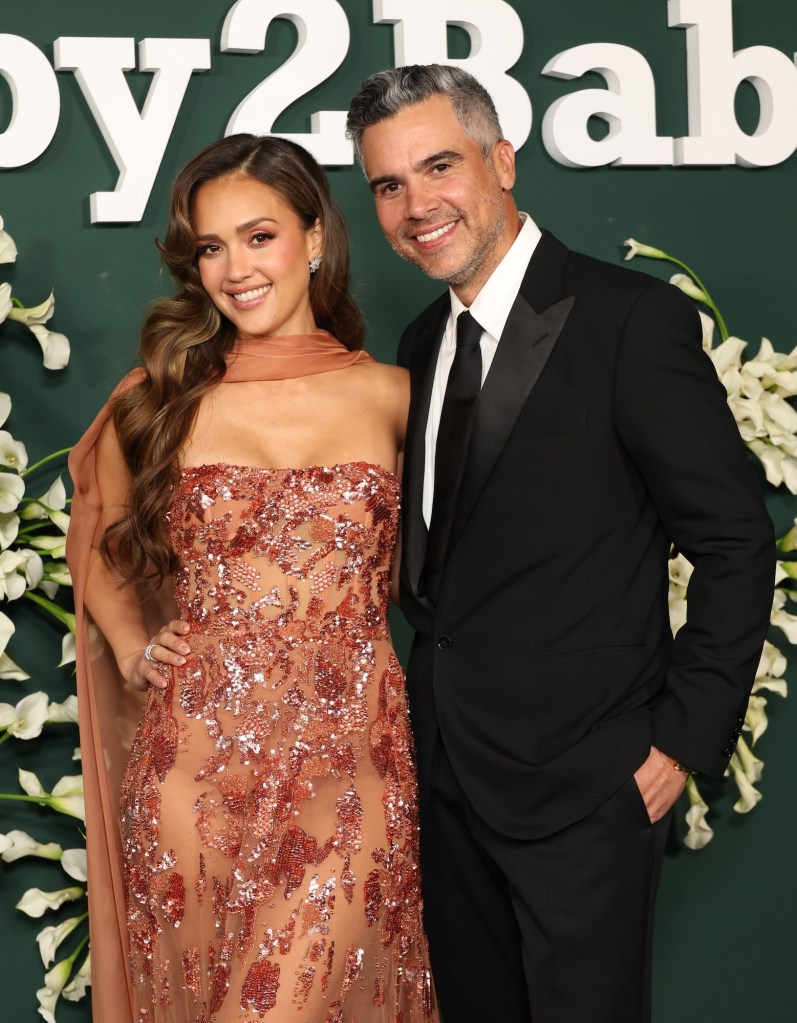 GettyImages-2183930719-Inside-Jessica-Albas-Single-Life-Amid-Cash-Warren-Divorce-Shes-Having-a-Lot-of-Fun