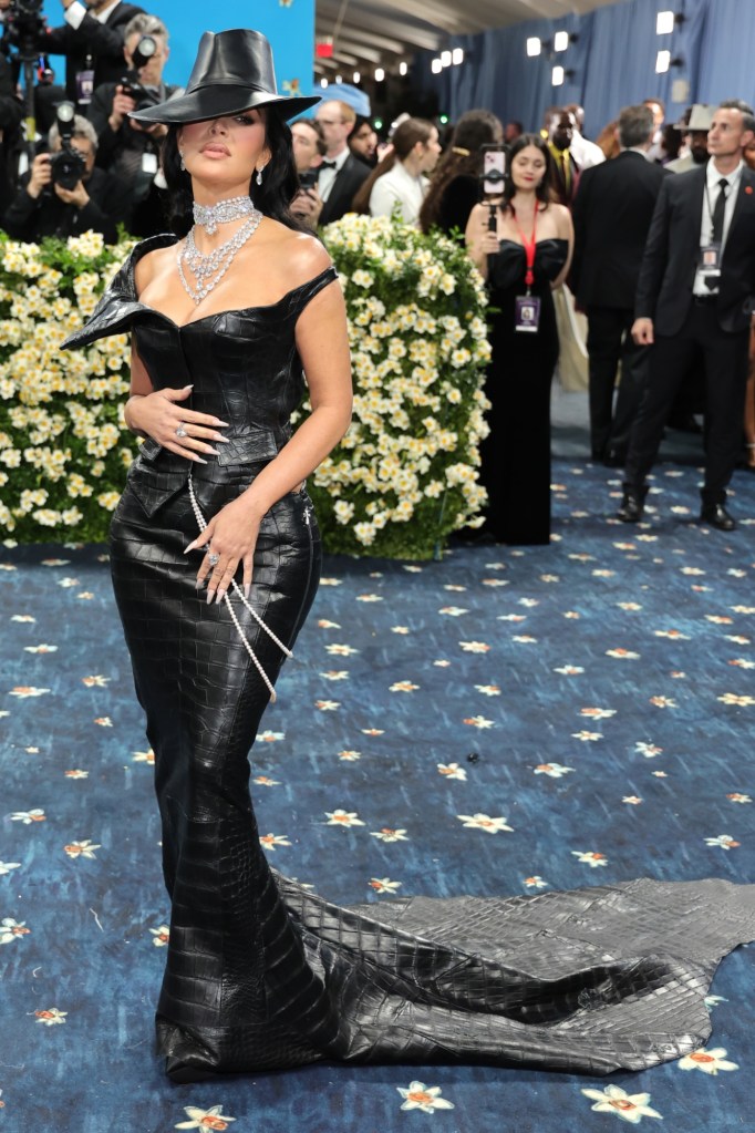 GettyImages-2213621949-kim-kardashian-2025-met-gala
