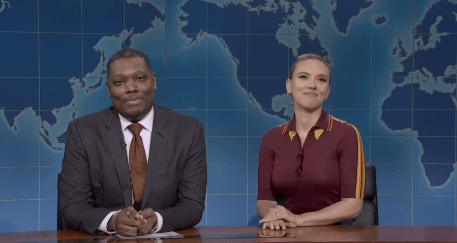 Michael-Che-Scarlett-Johansson-SNL-Season-50-Finale-1-e1747546669835