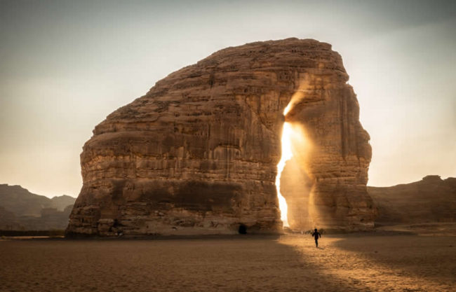 fine-art-photography-awards-travel-2025-winners-01-650x417-1