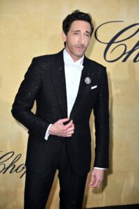 GettyImages-2216629817-adrien-brody-art-gets-mixed-reviews