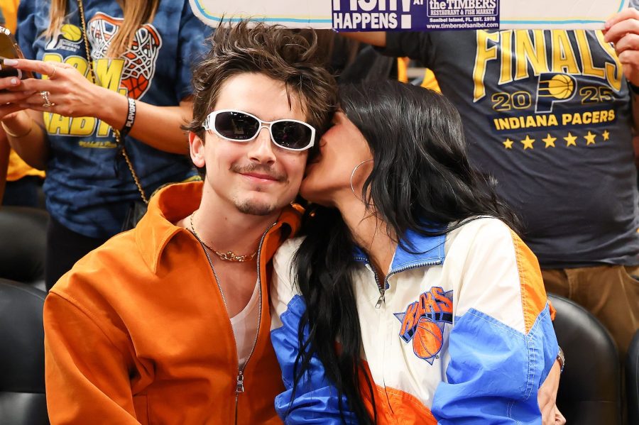GettyImages-2218018412-Timothee-Chalamet-Kylie-Jenner-e1748748274393