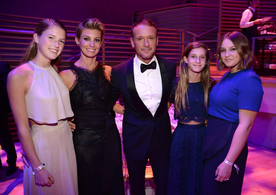 GettyImages-470582868-Tim-McGraw-and-Faith-Hills-Daughter-Gracie-Comes-Out-as-Queer
