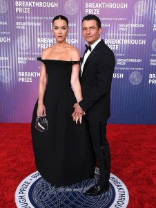 Katy-Perry-and-Orlando-Bloom-Split-Call-Off-Their-Engagement-After-TK-Years-Together-348