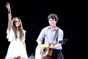 Miley-and-Nick-GettyImages-88601531